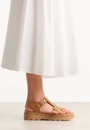 sacha, Sandalen met plateauzool - cognac