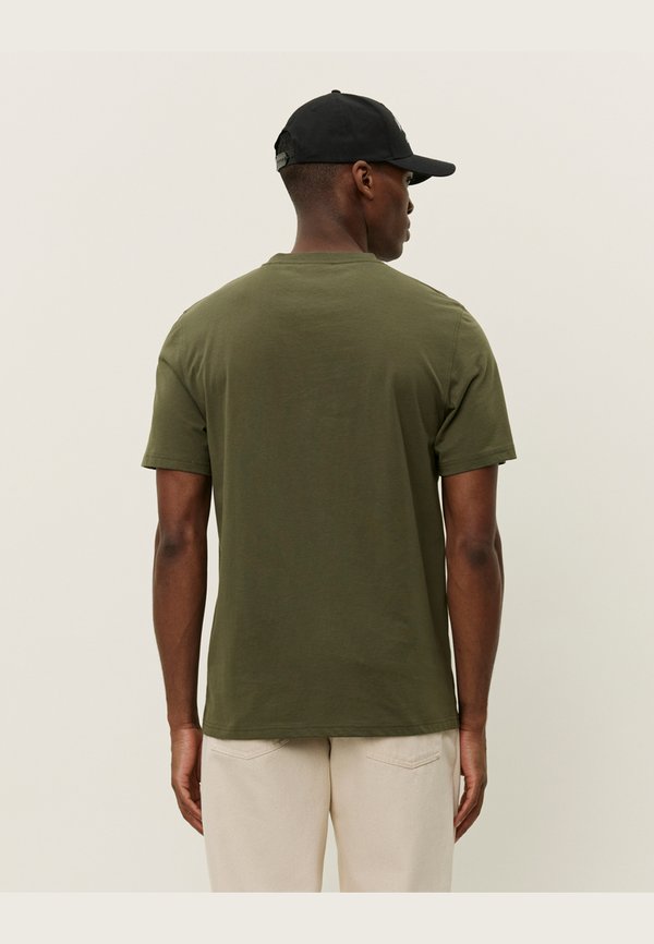 PATCH - Basic T-shirt - olive night3