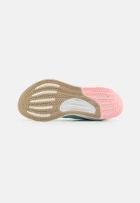 adidas Performance SUPERNOVA STRIDE - Tekaški copati za cesto - flash aqua/footwear white/pulse lime