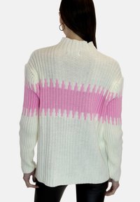 Elara - Sweter
