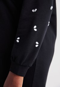 Vero Moda Curve VMCDORA ONECK SHORT DRESS  - Kasdienė suknelė - black