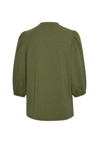 Blouse vert olive présentant un tissu texturé, un col rond et des manches ballon trois-quarts avec des poignets élastiques.