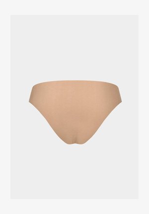 Beige katoenen slip met een soepele textuur, lage tailleband, naadloos ontwerp en minimale bedekking, geschikt voor dagelijks gebruik.