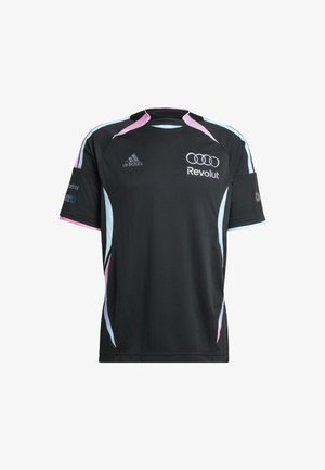 Zwart Adidas sportshirt met roze en lichtblauwe accenten, met Audi- en Revolut-logo's op de voorkant en sponsorlogo's op de mouwen.