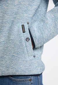 Schmuddelwedda PHILON - Sweater met rits - hellblau melange