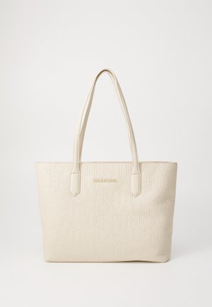 Beige tote bag van gestructureerd synthetisch leer, met geperst "VALENTINO" logo en dubbele handvatten, vierkante vorm met open bovenkant.
