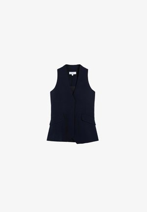 Gilet bleu marine cintré sans manches avec col à revers et deux poches à rabat à l'avant, conçu pour une tenue formelle ou professionnelle.