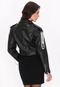 faina Blazer - black