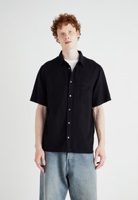Weekday RELAXED SHORT SLEEVE SHIRT - Srajca - black