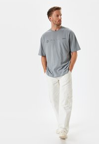 Koton Camiseta estampada - grey