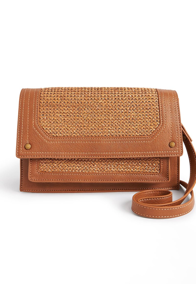 Next RAFFIA FLAP CROSSBODY BAG Across body bag tan brown/brown