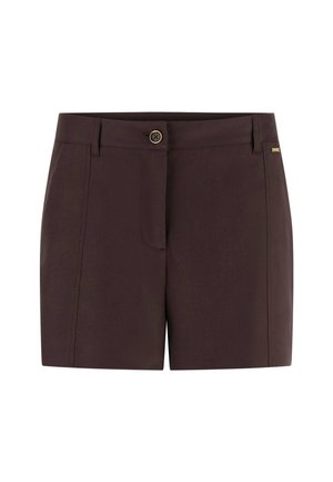 Shorts marron foncé ajustés avec fermeture boutonnée à l'avant, passants pour ceinture et une petite étiquette dorée de la marque sur la ceinture.