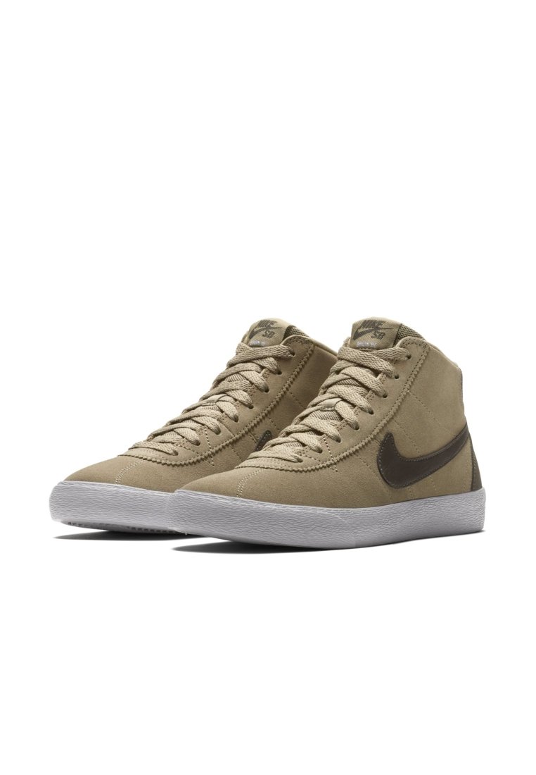 nike bruin sb