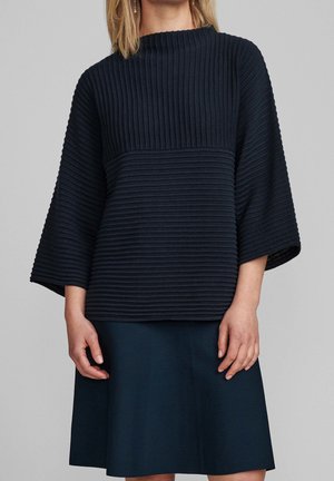 Sweter