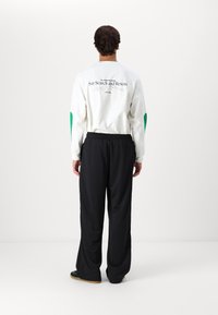 Bareen BAZ TRACK LOUNGE PANTS - Calças de fato de treino - pirate black