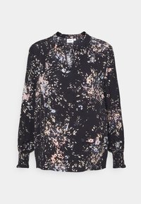 Blusa nera con motivi floreali in rosa chiaro, blu e bianco. Presenta un collo rotondo e maniche lunghe con polsini elasticizzati. Tessuto morbido.