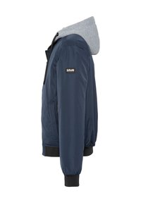 Marinblau bomberjacke mit grauem kapuzenaufsatz, elastischen bündchen, seitlichen taschen und einem logo-patch auf der brust. Glattes material und strukturierter schnitt.