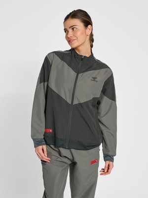 Hummel HMLPRO GRID WALK OUT - Træningsjakke - forged iron quiet shade