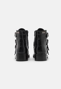 Pepe Jeans Kotníkové boty - black