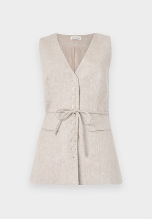 Uten ermer beige lin-kjole med V-hals, knappelukking foran, belte i midjen og to sidelommer.