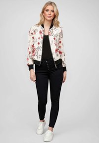 Cloud 5ive BLOUSON MIT BLUMEN  - Bomber dzseki - beige