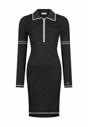 Rochie neagră din tricot cu nervuri, cu mâneci lungi, guler cu fermoar și detalii de decorare în alb contrastant. Design slim fit, până la genunchi, cu accent logo.