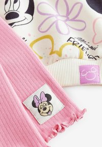 Next REGULAR FIT - MICKEY AND FRIENDS SET - Sweatshirt - pink