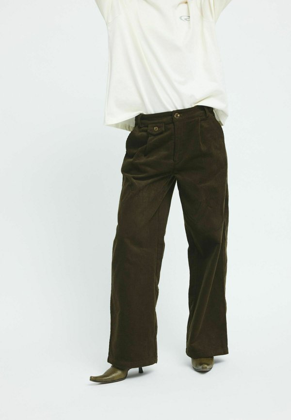 DUSTINRS - Stoffhose - army