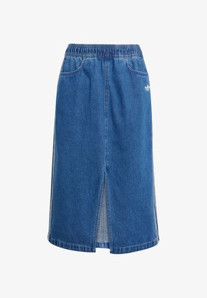 Jupe en denim bleu foncé, dotée d'une ceinture élastique, de poches latérales et d'une fente frontale pour faciliter les mouvements. Petit détail logo.