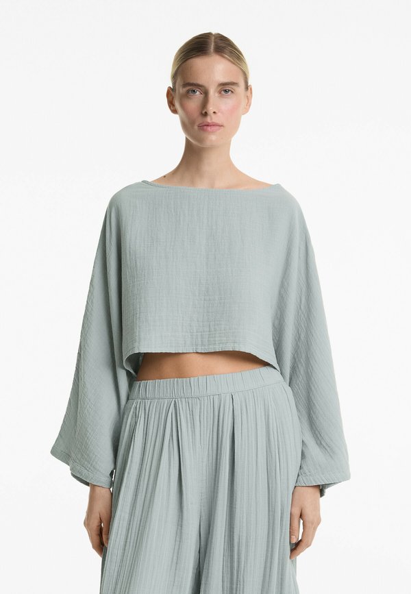 COTTON LAYERED SLEEVE CROP - Bluse