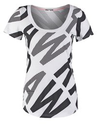 Bílá tričko s černým grafickým textem, s kulatým výstřihem a krátkými rukávy. Vyrobeno z hladkého materiálu s volným střihem.