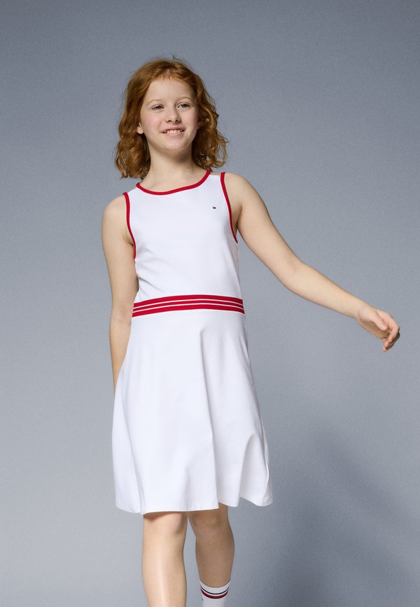 CONTRAST BINDING SKATER DRESS - Freizeitkleid