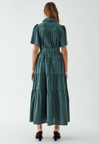 WILLA VITO - Košilové šaty - emerald