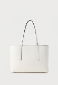 Nevybrané, white alyssum