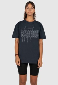 MJ Gonzales METAMORPHOSE  OVERSIZED  - T-shirts print - navy