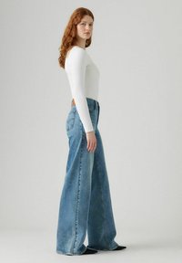 Levi's® WIDE LEG - Vaqueros a campana - headwinds ahead