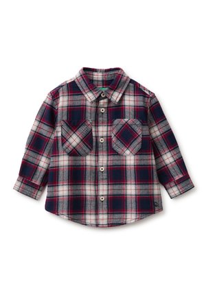 Camisa de cuadros de manga larga con botones para niño pequeño con patrón en azul marino, rojo y blanco y dos bolsillos delanteros en el pecho.