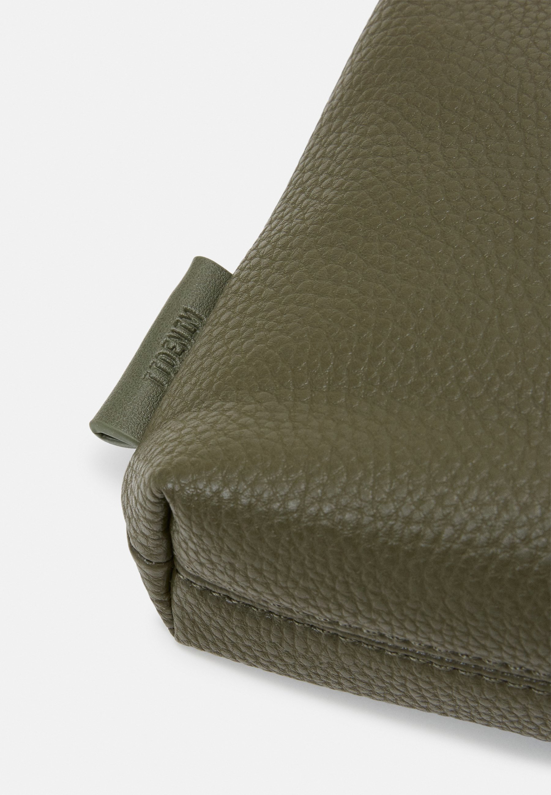 TOM TAILOR DENIM ARONA Skulderveske khaki Zalando.no TOM TAILOR DENIM ARONA Shoppingveske khaki Zalando.no