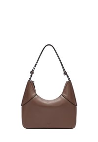 Borsa a spalla in pelle marrone con una forma curva, rifiniture nere a contrasto e una sola tracolla. Texture liscia con accenti minimi.