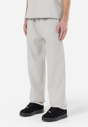TROY PANTS - Träningsbyxor - pearl grey
