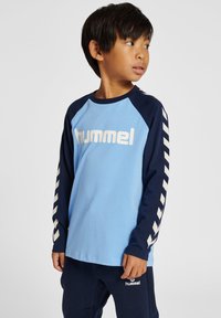 Hummel Langærmet T-shirt - dusk blue
