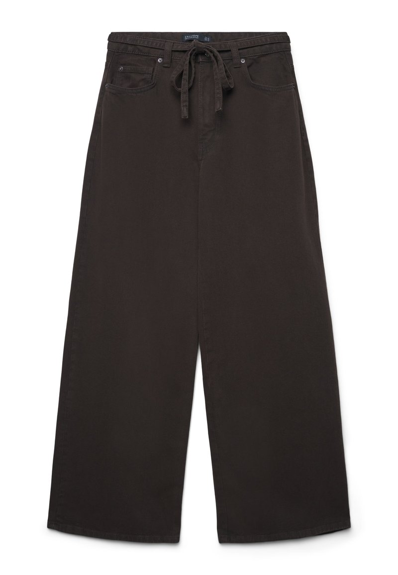 Dunkelbraune weite Hosen mit vorderem Bindebandverschluss, Gürtelschlaufen sowie seitlichen und hinteren Taschen, flach auf einem weißen Hintergrund präsentiert.