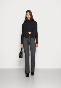 Levi's® VETIVER SET - Top - caviar