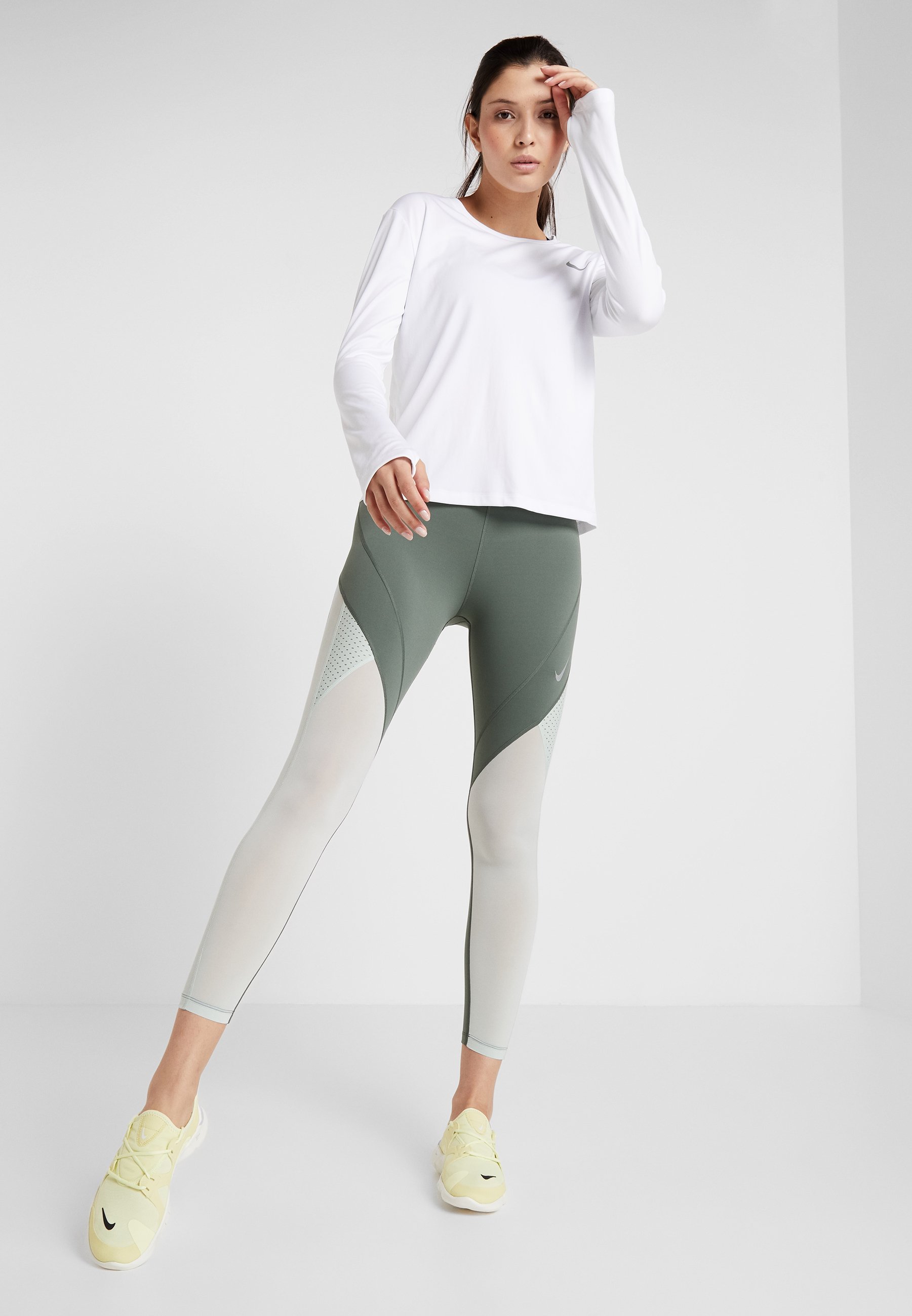 nike pistachio frost leggings