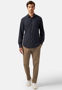 Boggi Milano B TECH SLIM FIT STRETCH - Krekls - navy blue
