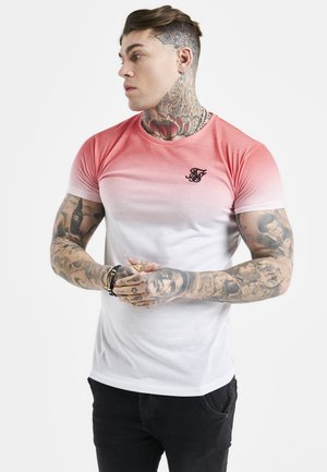 FADE MUSCLE FIT - Print T-shirt - orange/white