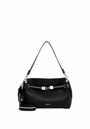 Borsa a tracolla in pelle nera con texture, manico superiore e tracolla a righe staccabile, dettagli con fibbia argento e piccola targhetta con logo frontale.