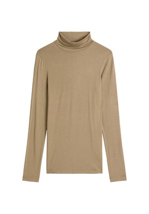 Beige coltrui met lange mouwen van een zachte, gladde stof; relaxte pasvorm; heeft een opgerold kraag en een eenvoudig, naadloos ontwerp.