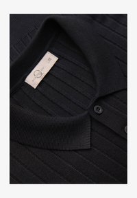 Niewybrane, black