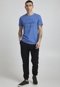 Solid SDROUVEN REGULAR FIT - Jogginghose - true black